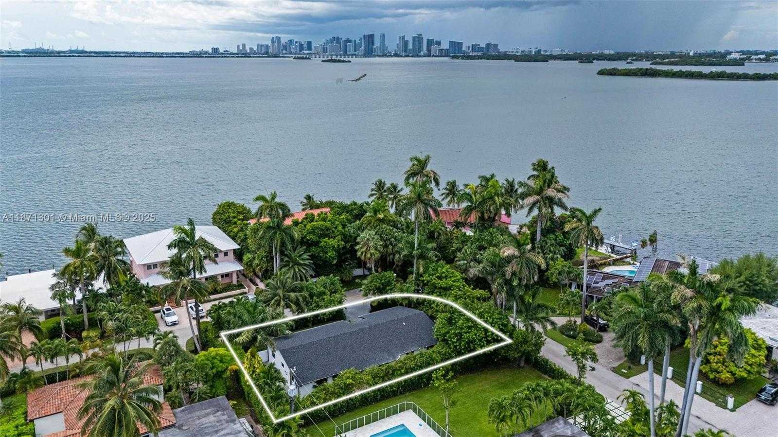 Small Image of 7401 MIAMI VIEW DR, North Bay Village Number 33