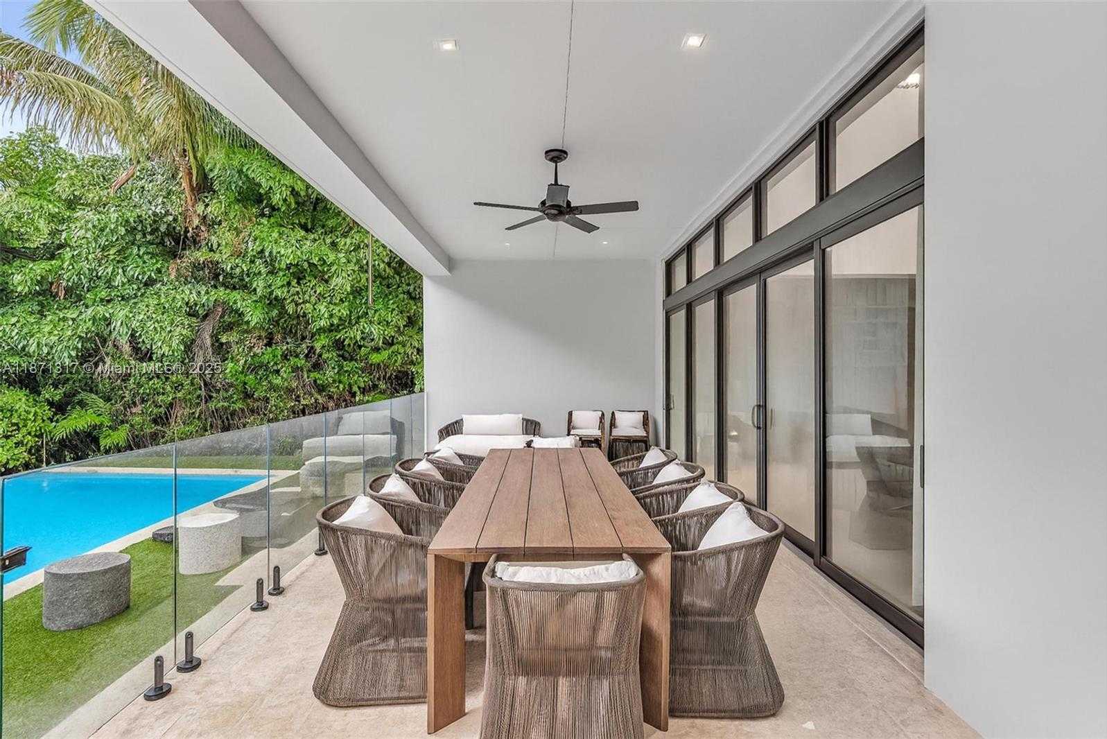Small Image of 1350 98TH ST, Bay Harbor Islands Number 37