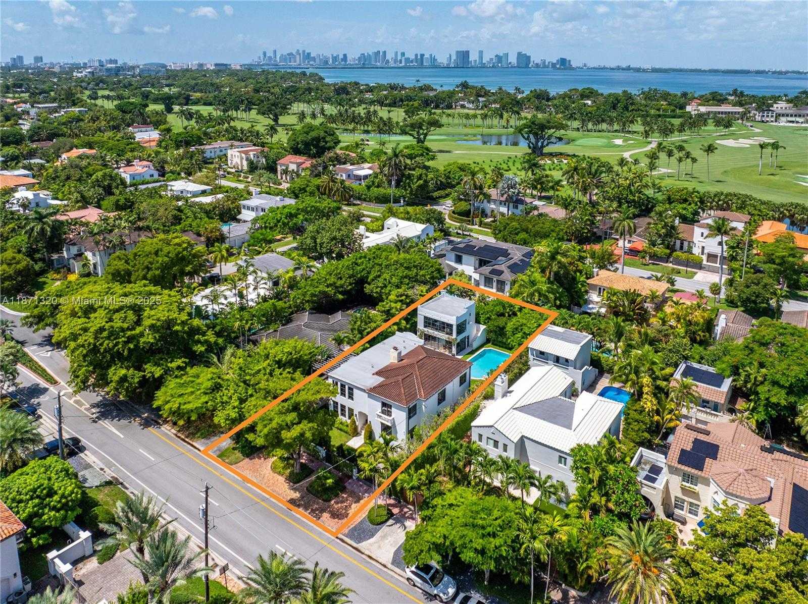 Small Image of 5728 PINE TREE DR, Miami Beach Number 47