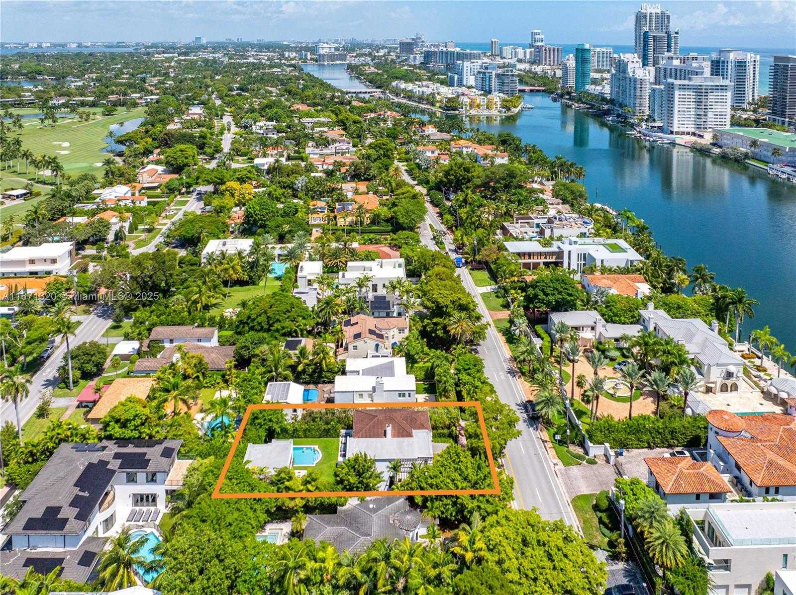 Small Image of 5728 PINE TREE DR, Miami Beach Number 49