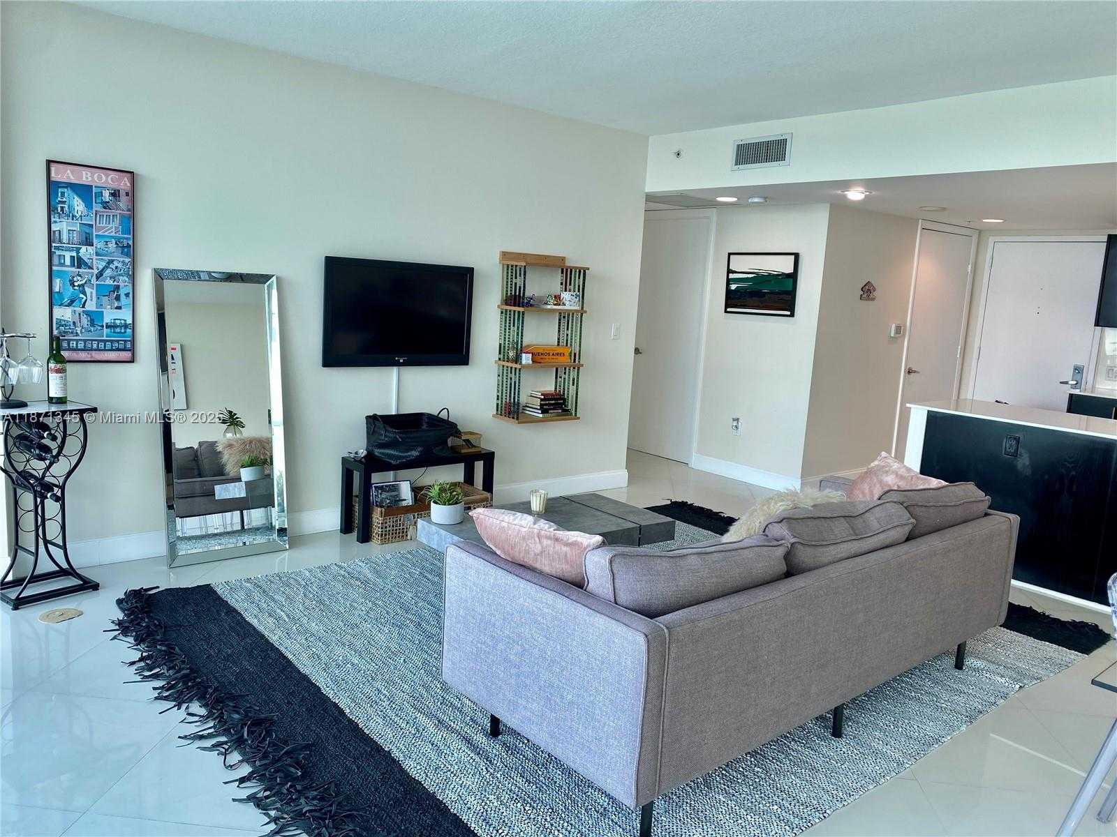 Small Image of 665 NORTH EAST 25TH ST #1702, Miami Number 4