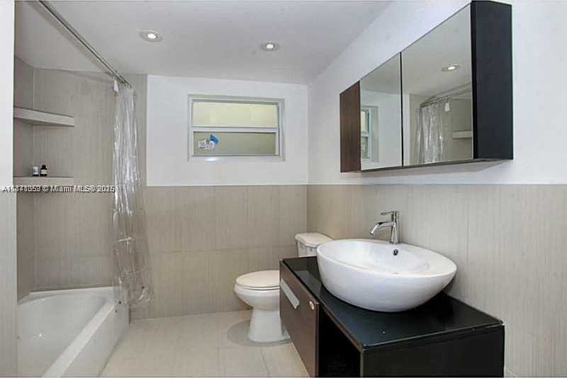 Small Image of 1125 9TH ST #1, Miami Beach Number 6