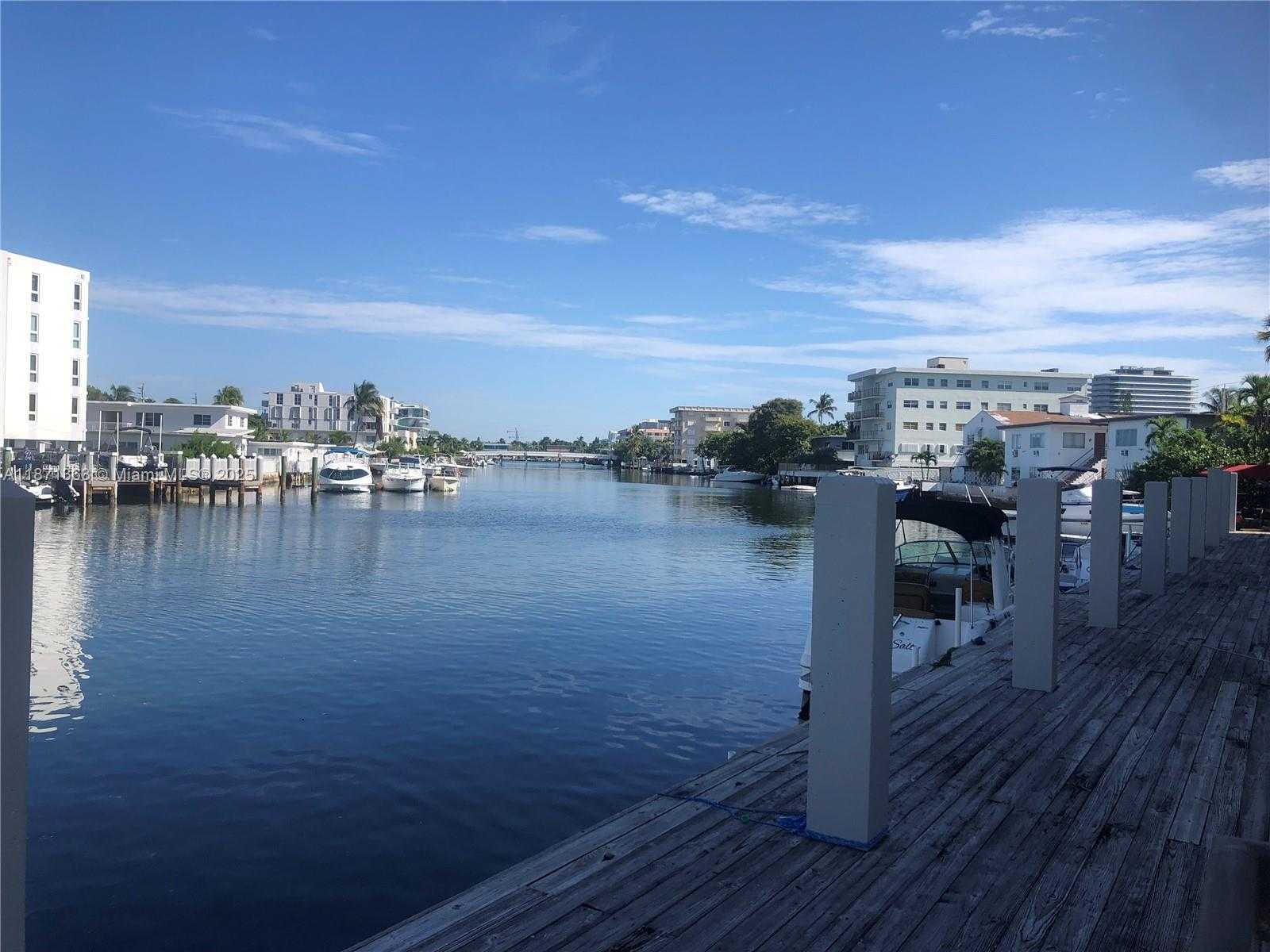 Small Image of 8100 BYRON AVE #509, Miami Beach Number 14
