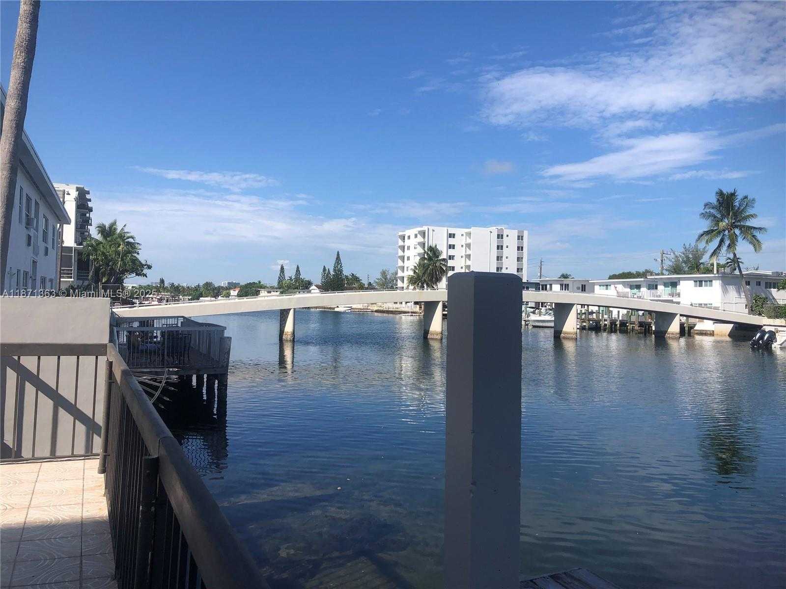 Small Image of 8100 BYRON AVE #509, Miami Beach Number 15