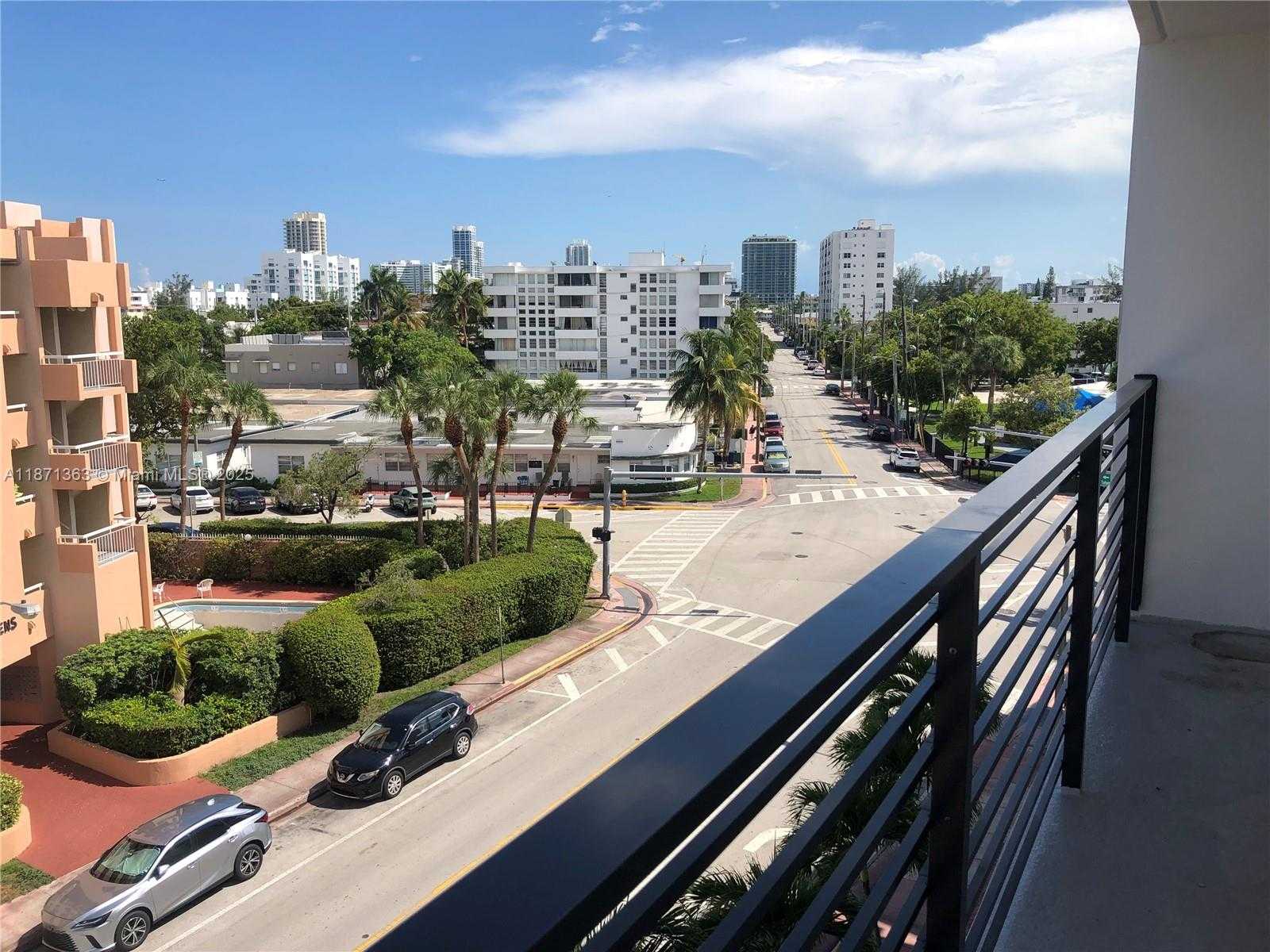 Small Image of 8100 BYRON AVE #509, Miami Beach Number 6