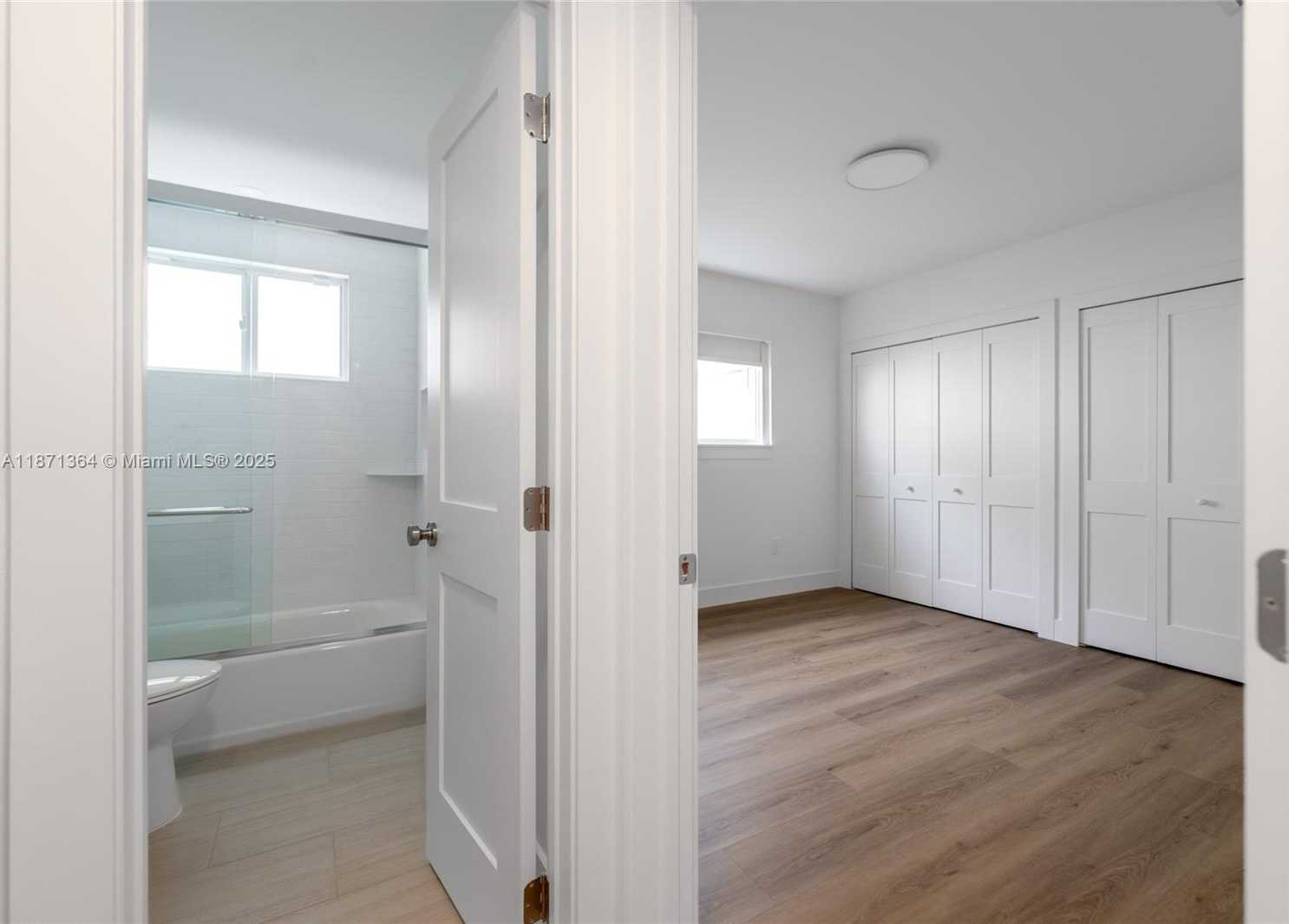 Small Image of 3160 SOUTH LE JEUNE RD #3160, Coral Gables Number 16