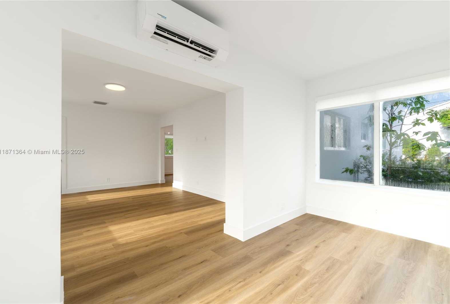 Small Image of 3160 SOUTH LE JEUNE RD #3160, Coral Gables Number 5