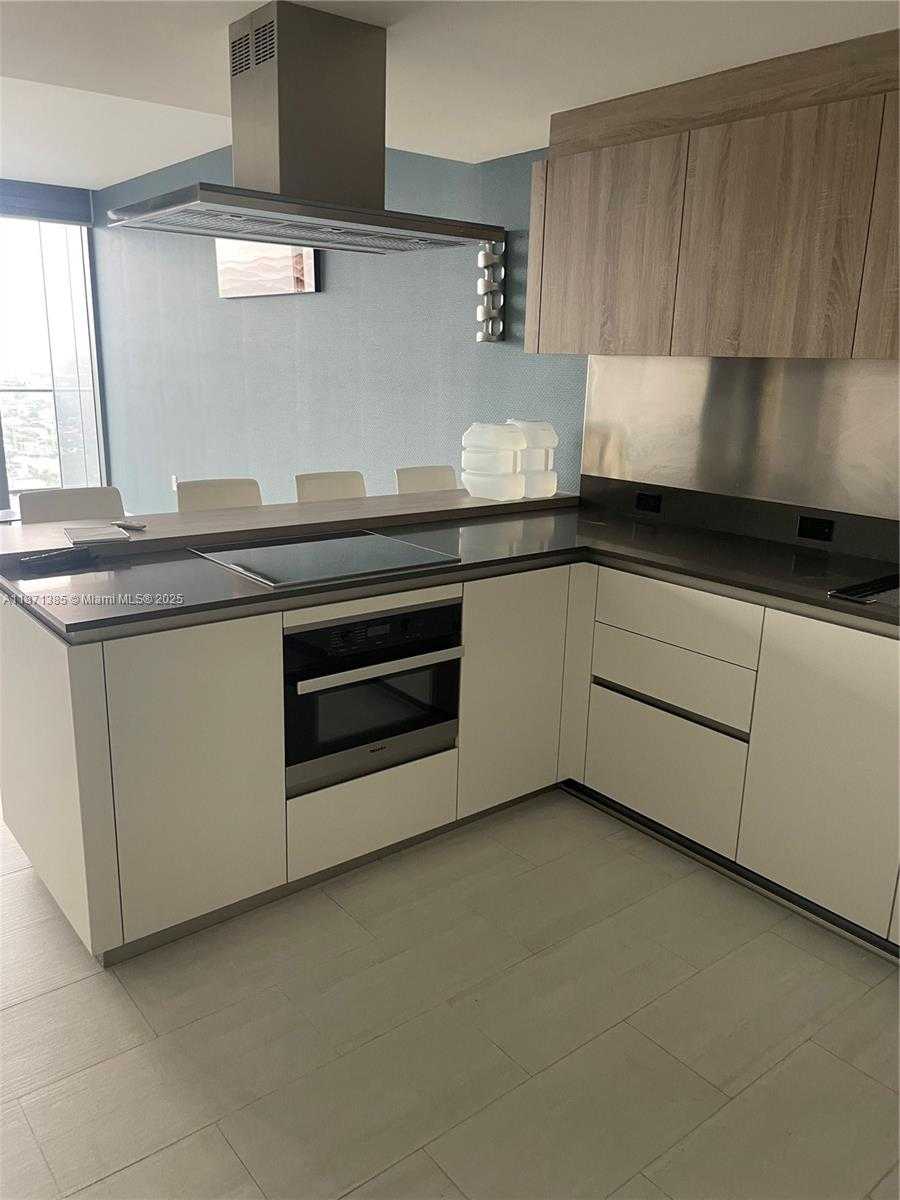 Small Image of 1000 BRICKELL PLAZA #4904, Miami Number 30