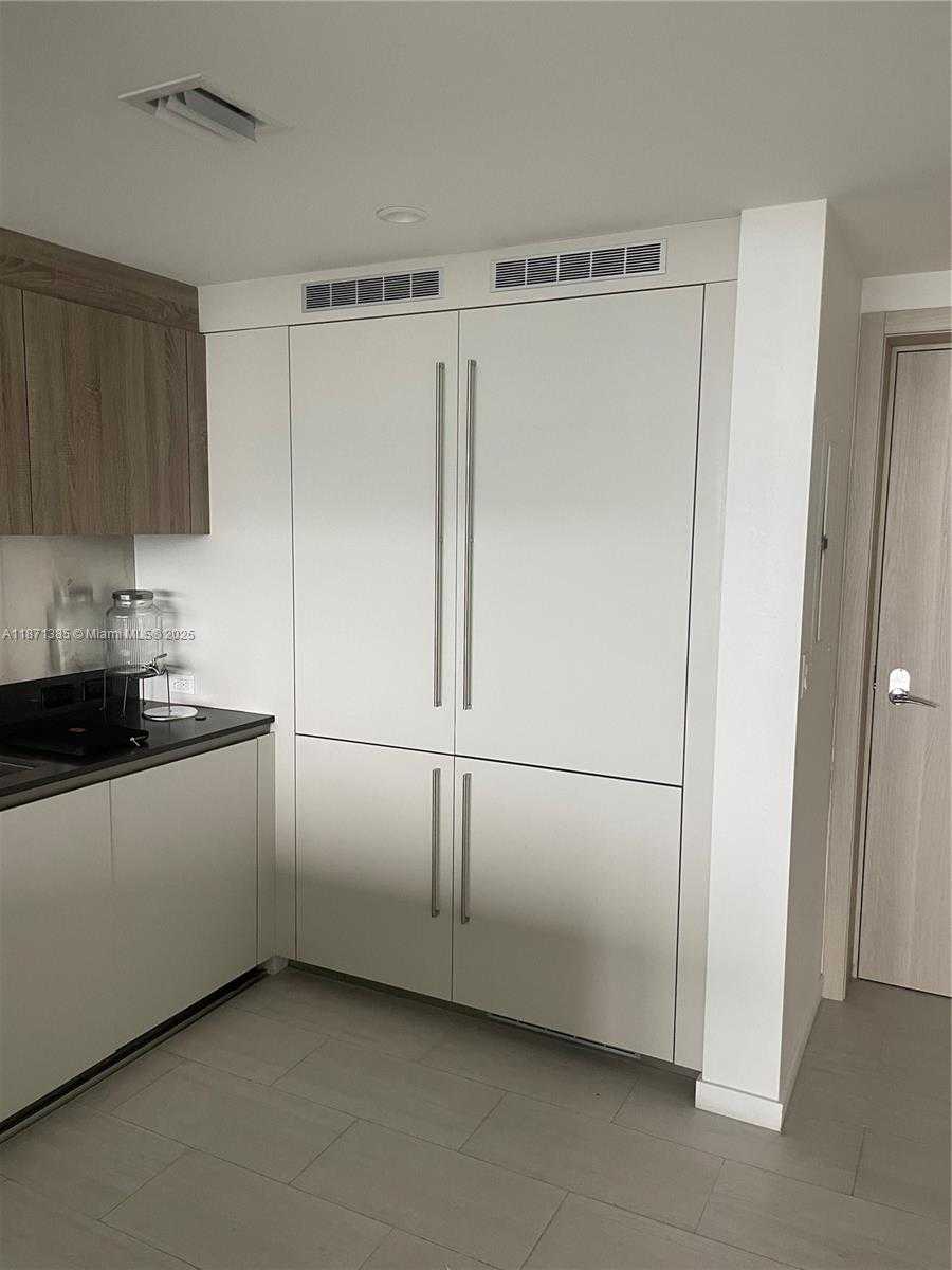 Small Image of 1000 BRICKELL PLAZA #4904, Miami Number 32