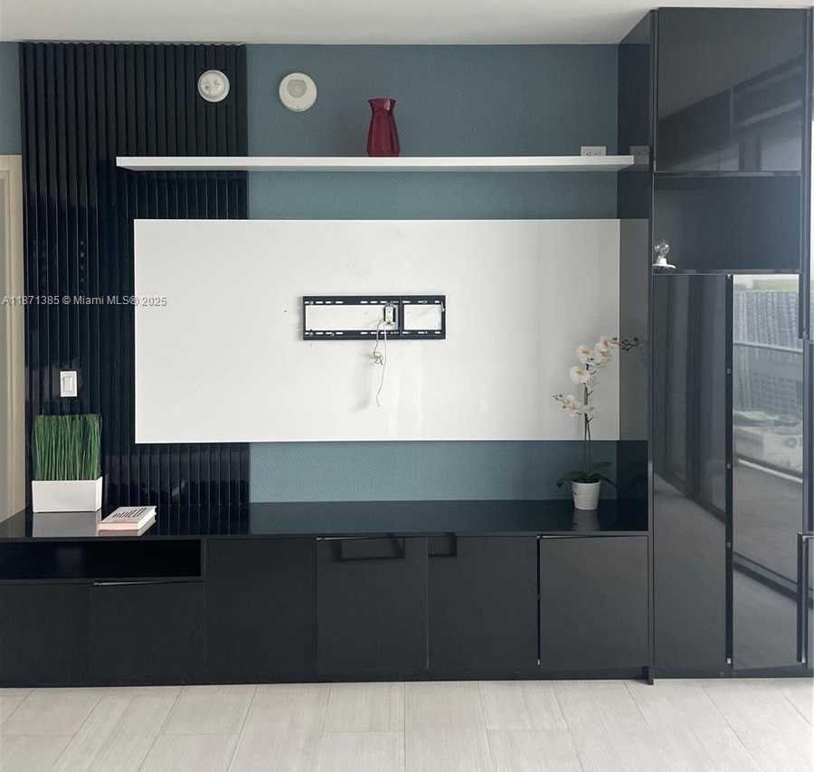 Small Image of 1000 BRICKELL PLAZA #4904, Miami Number 36