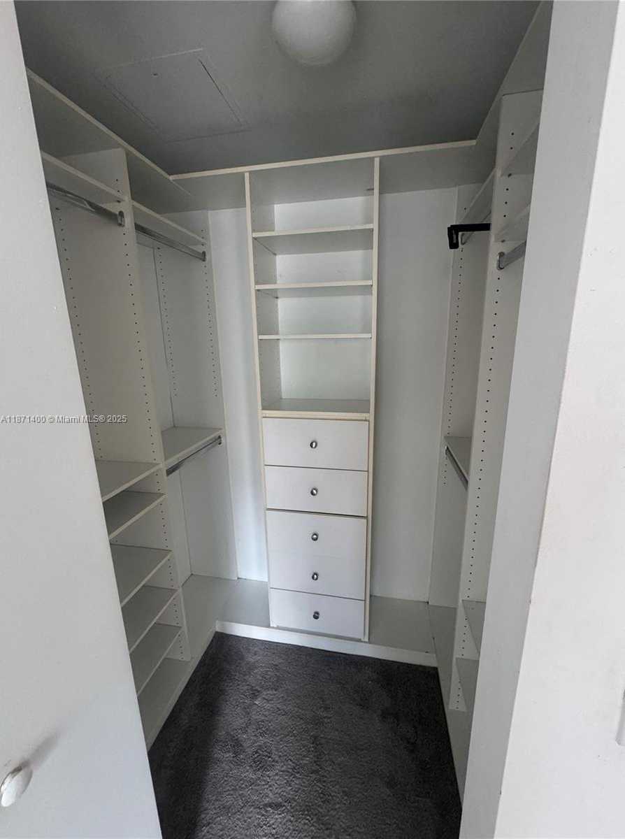 Small Image of 31 SOUTH EAST 6TH ST #1103, Miami Number 4