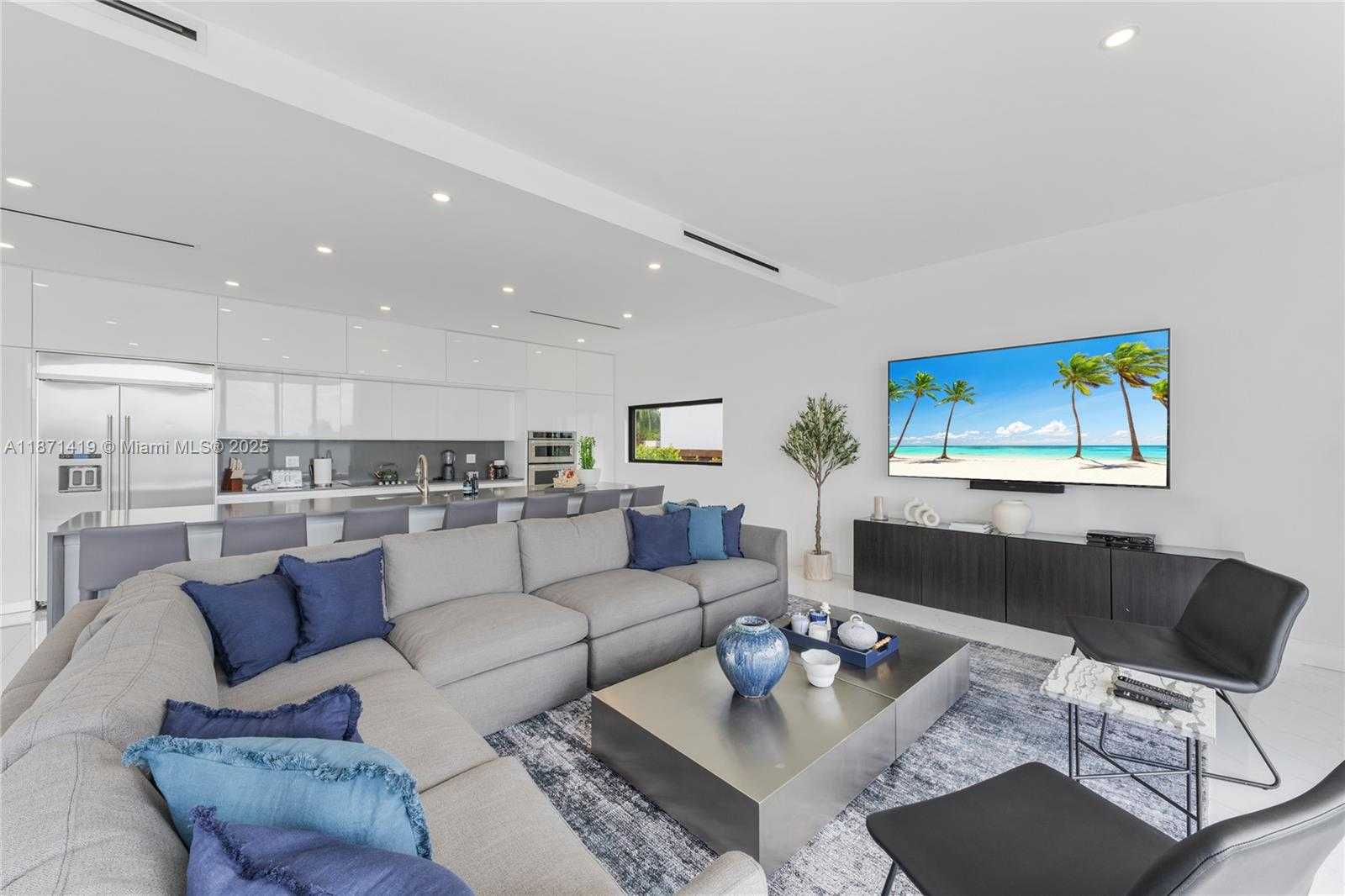 Small Image of 5420 SOUTH WEST 72ND AVE, Miami Number 13