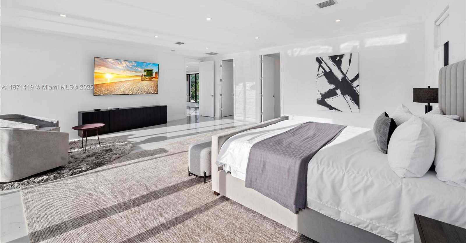 Small Image of 5420 SOUTH WEST 72ND AVE, Miami Number 22
