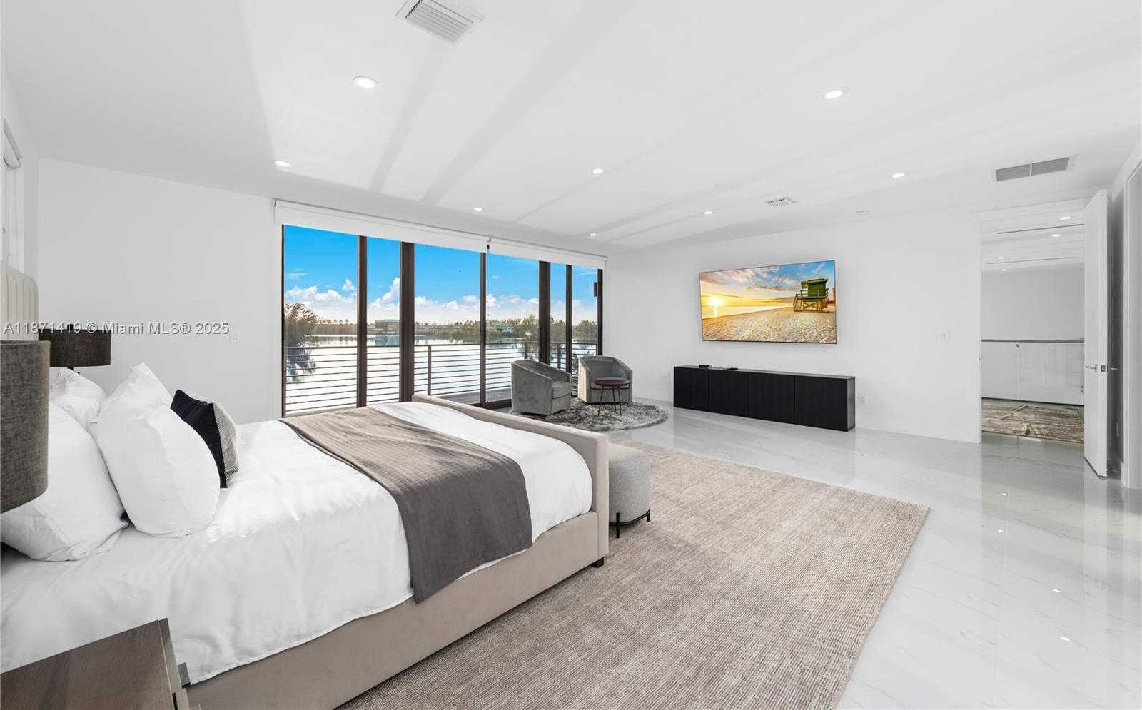 Small Image of 5420 SOUTH WEST 72ND AVE, Miami Number 26