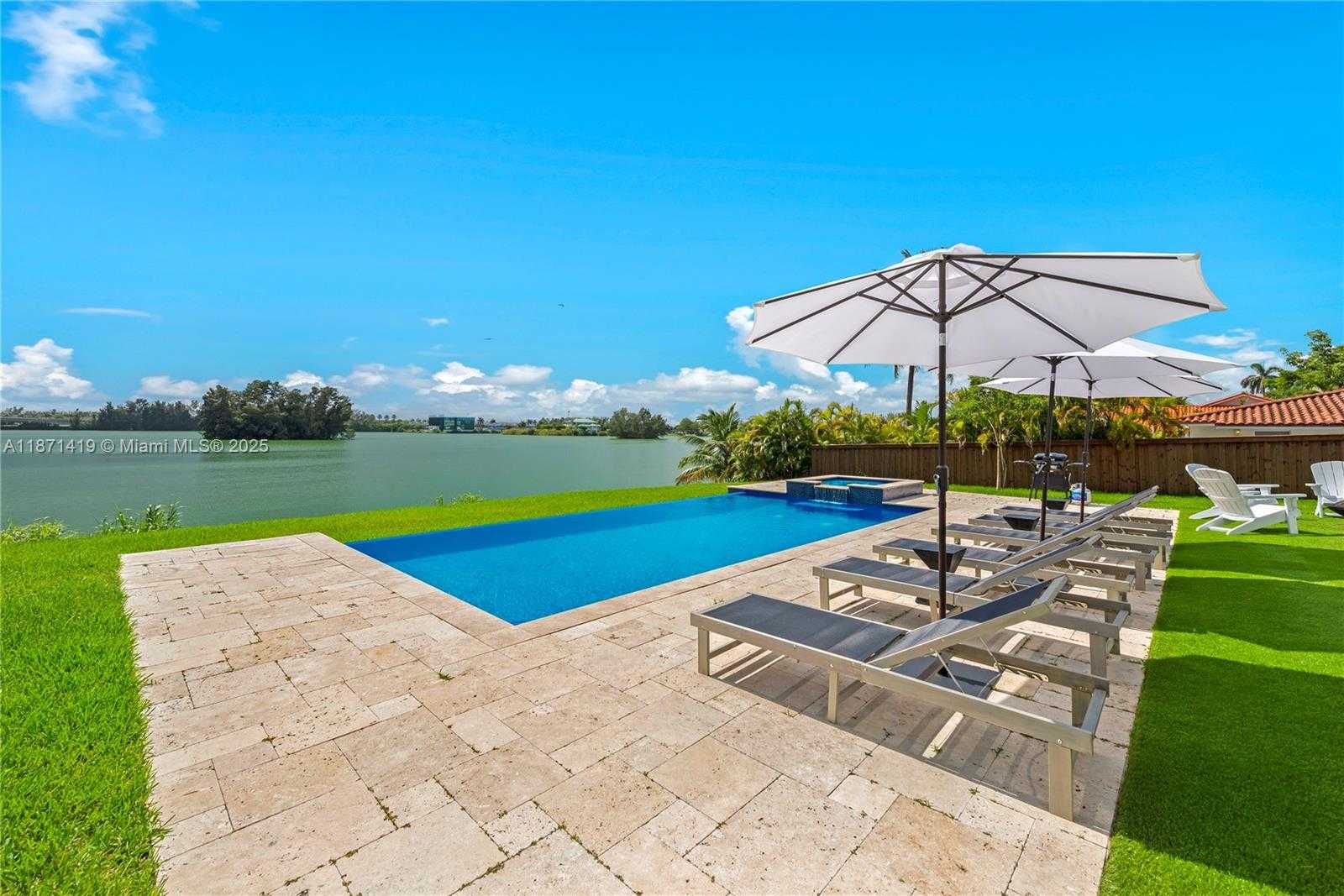 Small Image of 5420 SOUTH WEST 72ND AVE, Miami Number 35