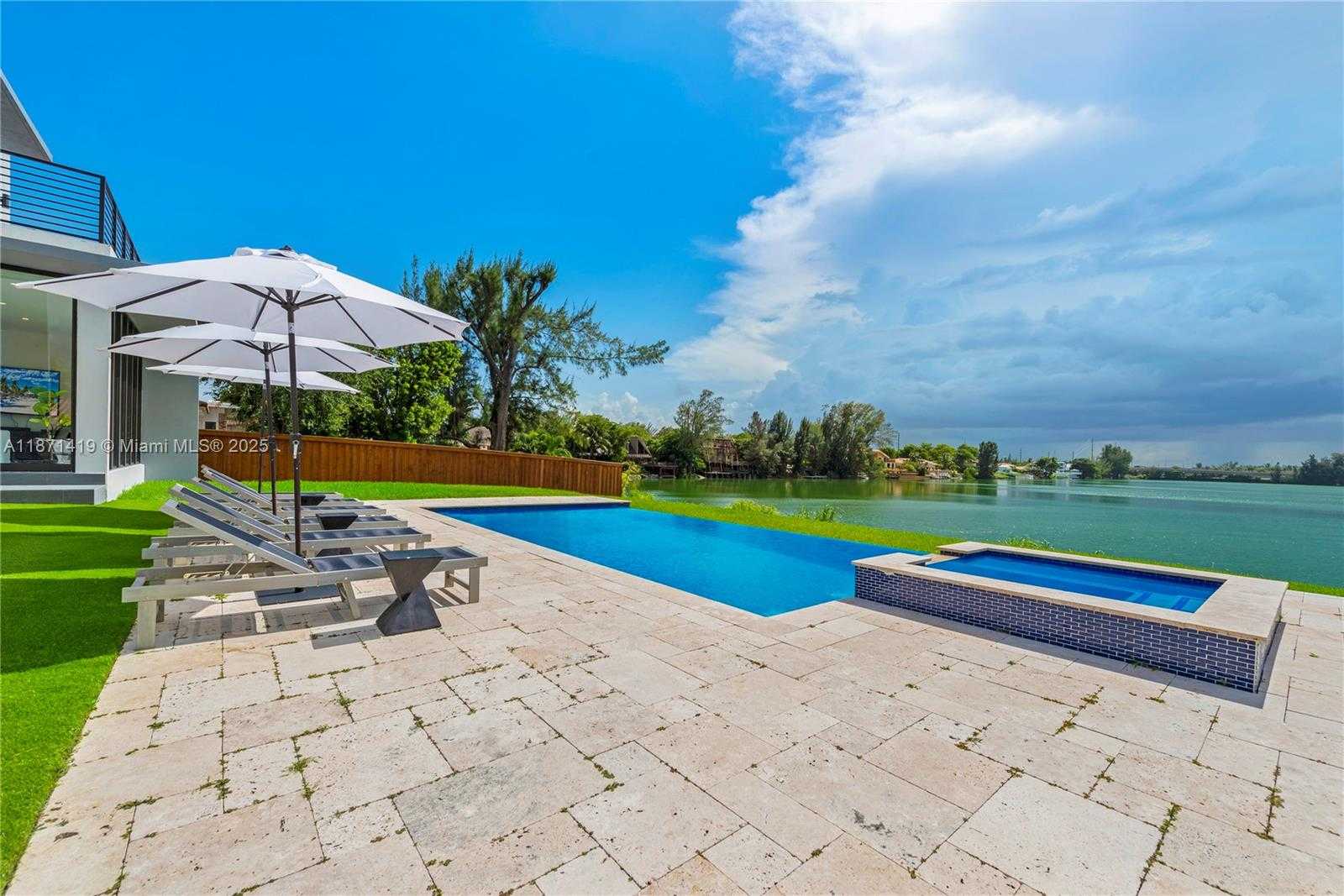 Small Image of 5420 SOUTH WEST 72ND AVE, Miami Number 36