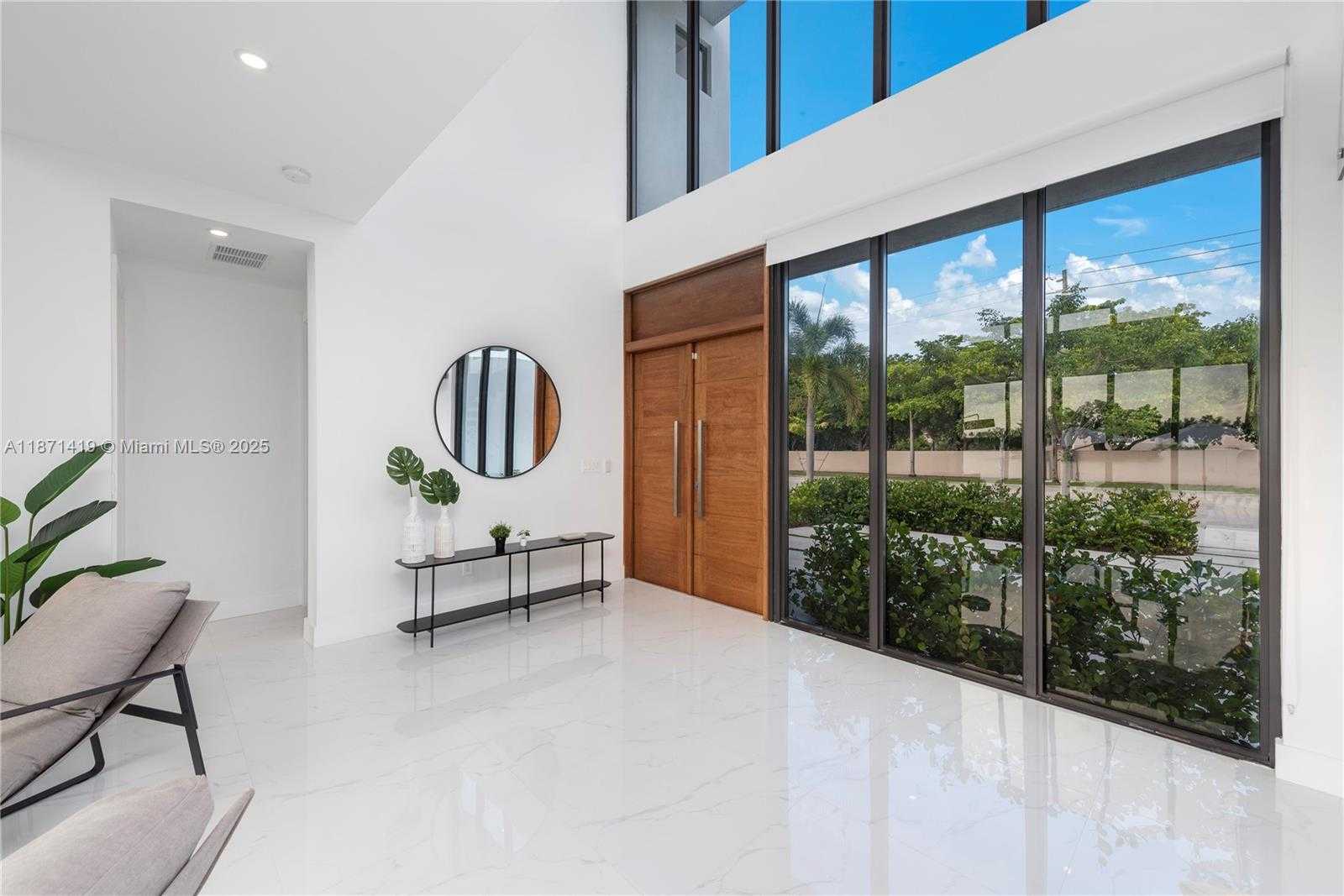 Small Image of 5420 SOUTH WEST 72ND AVE, Miami Number 9