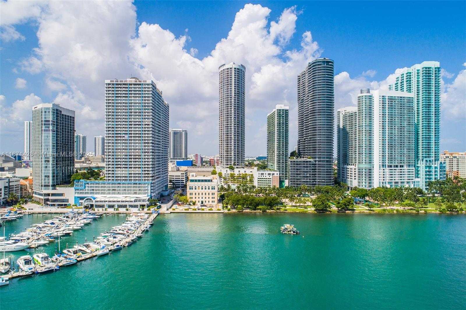 Small Image of 1750 NORTH BAYSHORE DR #1811, Miami Number 19
