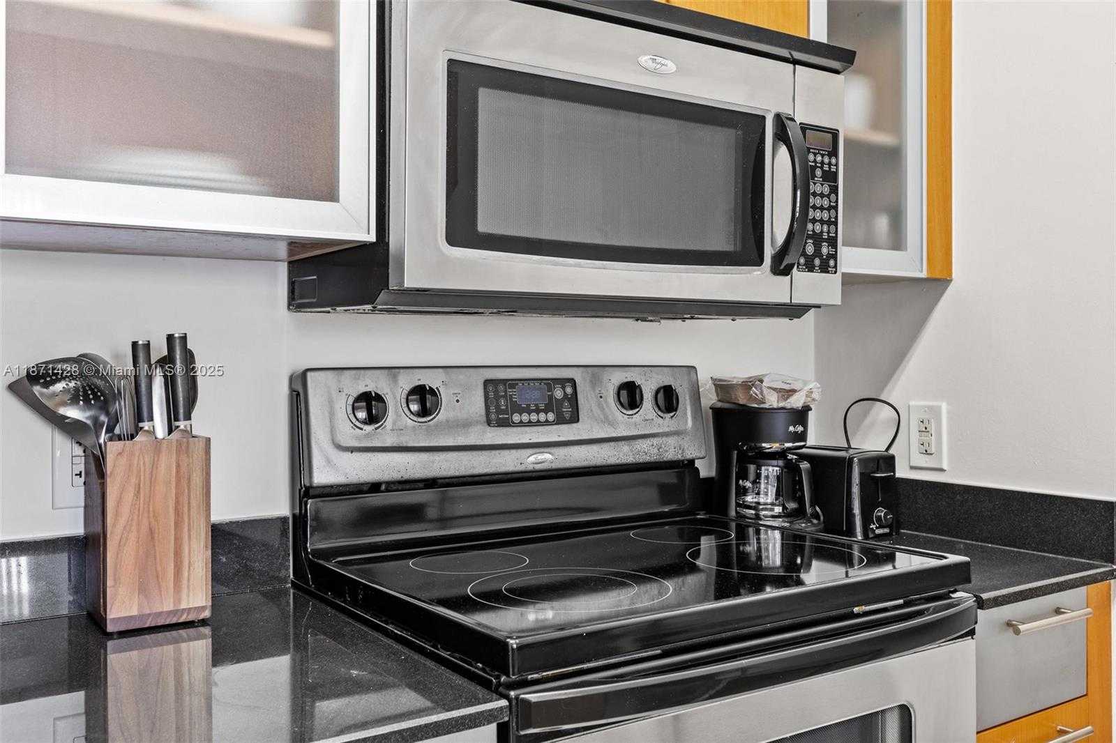 Small Image of 1750 NORTH BAYSHORE DR #1811, Miami Number 6