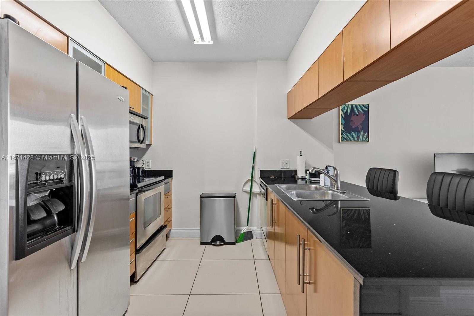 Small Image of 1750 NORTH BAYSHORE DR #1811, Miami Number 7
