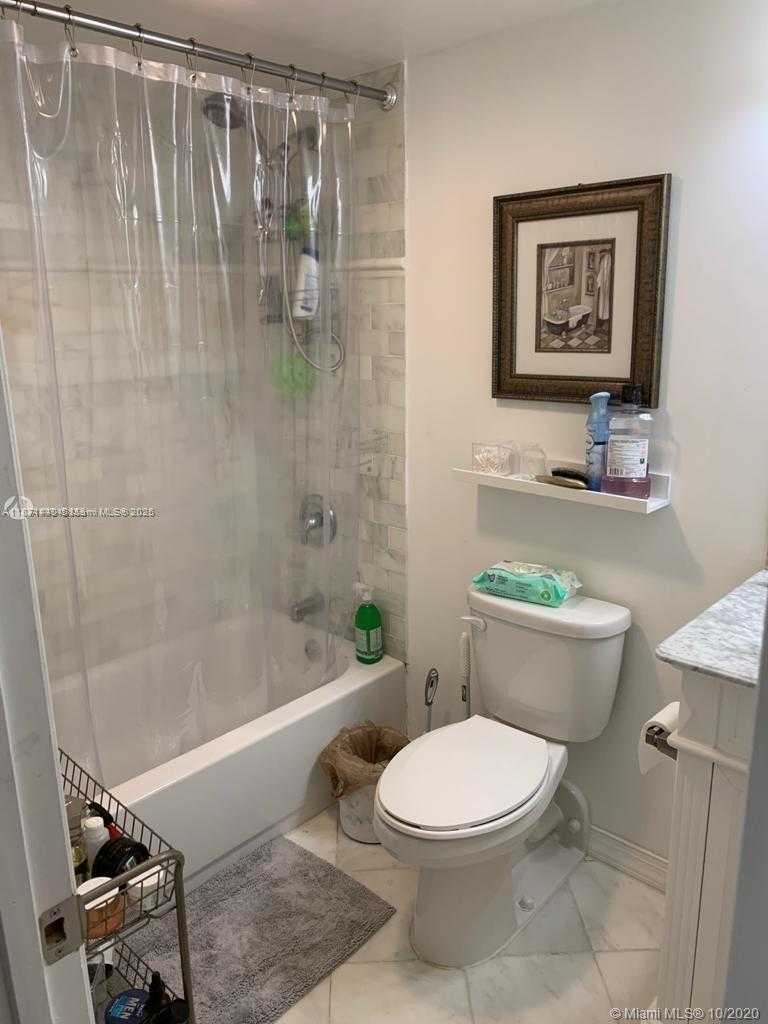 Small Image of 20200 WEST COUNTRY CLUB DR #104, Aventura Number 16