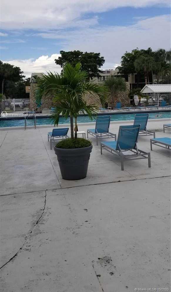 Small Image of 20200 WEST COUNTRY CLUB DR #104, Aventura Number 21