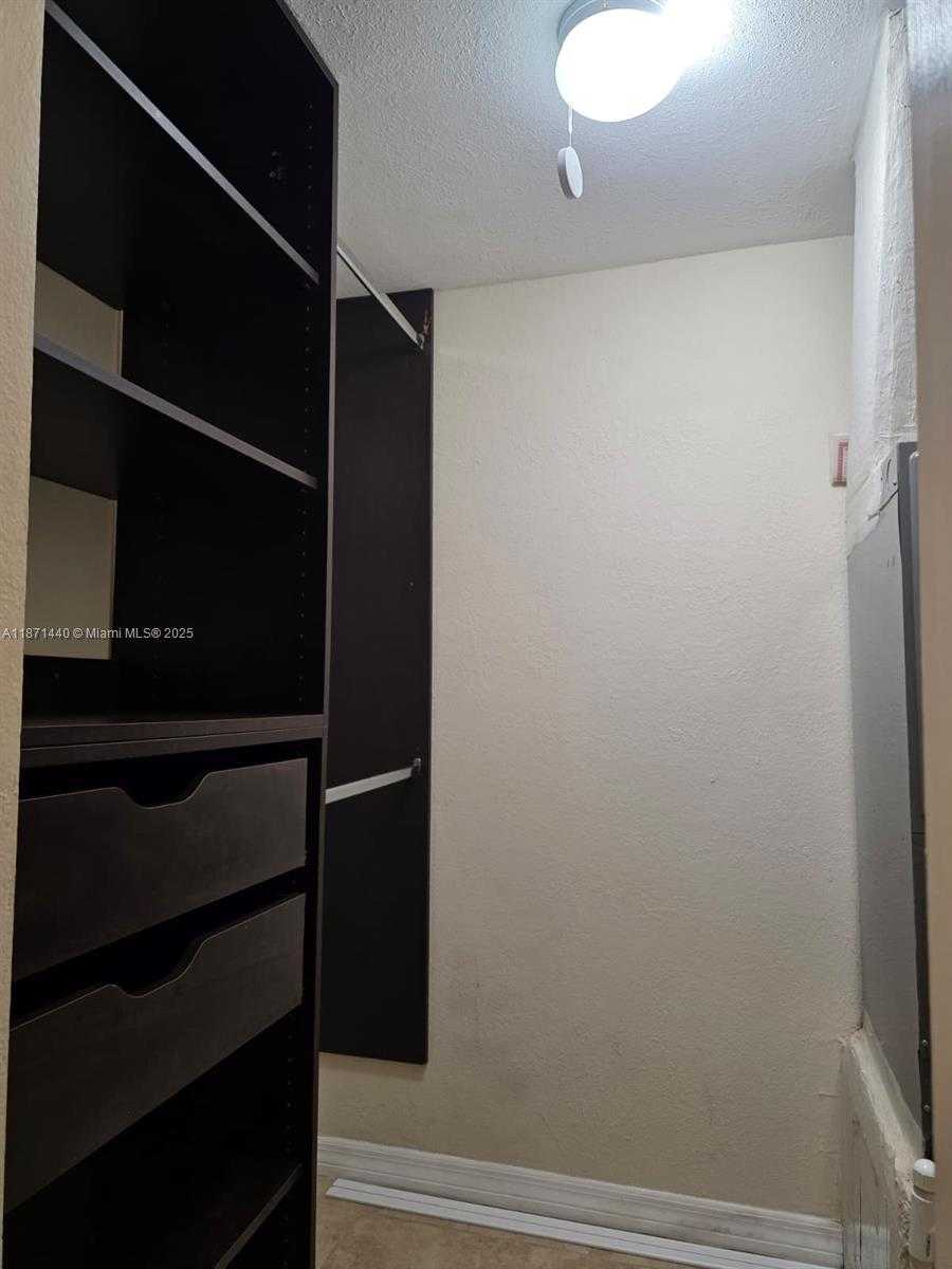 Small Image of 20200 WEST COUNTRY CLUB DR #104, Aventura Number 25