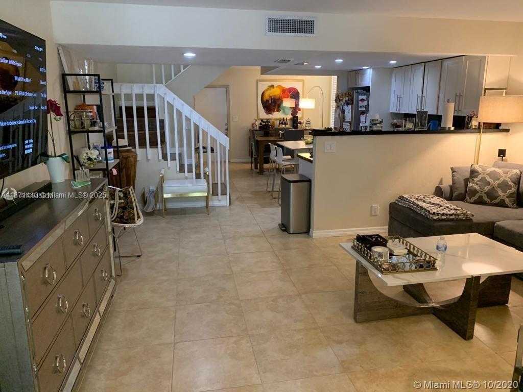 Small Image of 20200 WEST COUNTRY CLUB DR #104, Aventura Number 7