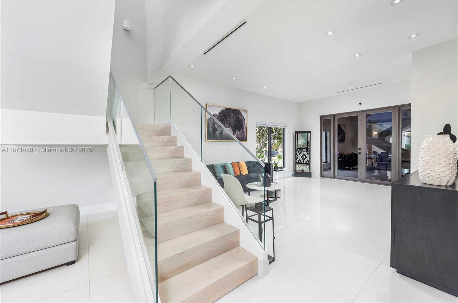 Small Image of 850 WASHINGTON ST, Hollywood Number 15