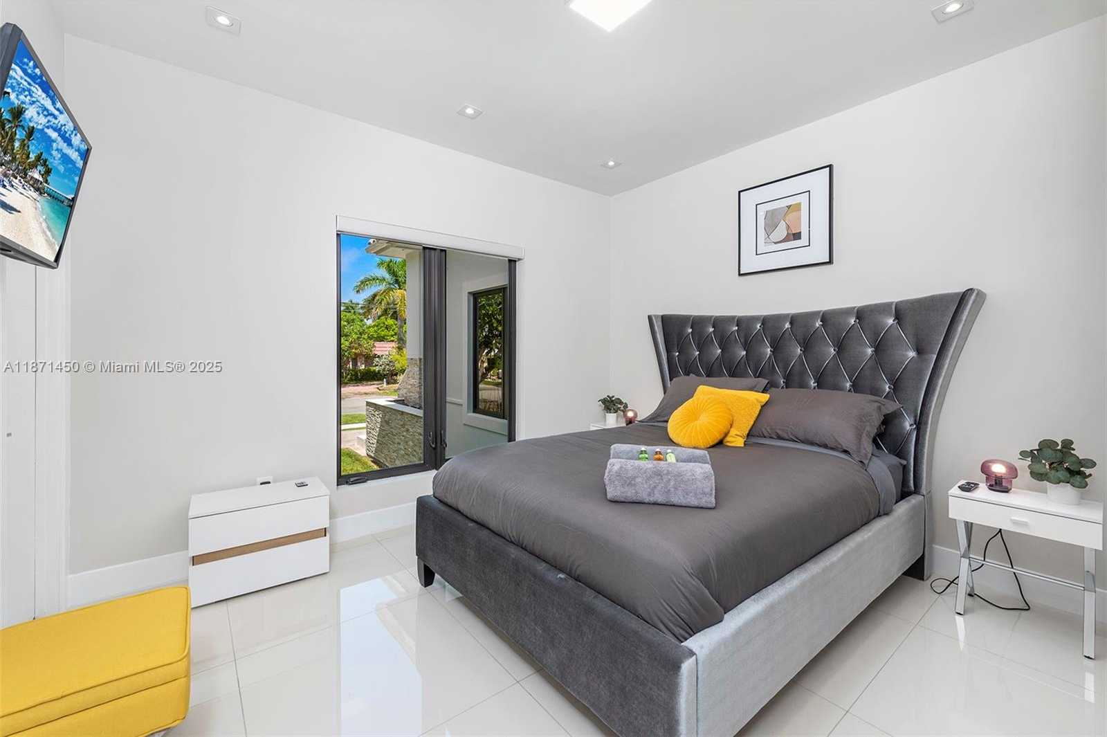 Small Image of 850 WASHINGTON ST, Hollywood Number 49