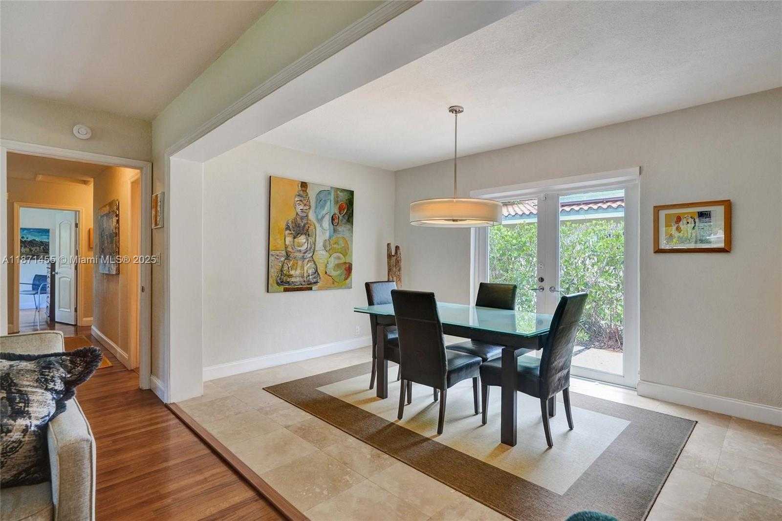 Small Image of 5620 ALHAMBRA CIR, Coral Gables Number 9