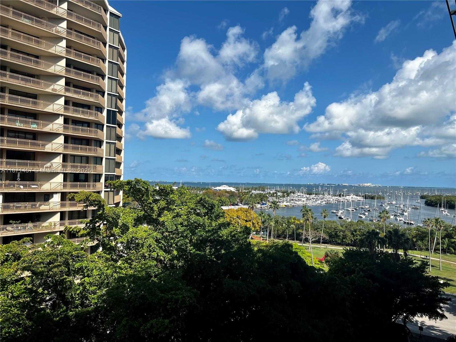Small Image of 2951 SOUTH BAYSHORE DR #913, Miami Number 11