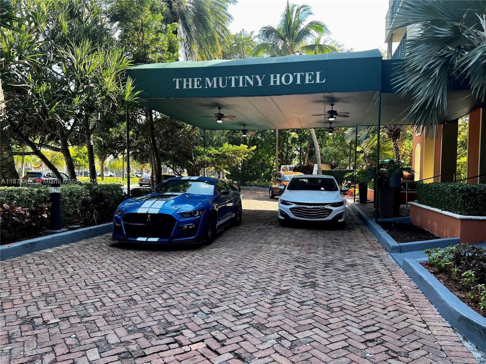 Small Image of 2951 SOUTH BAYSHORE DR #913, Miami Number 16