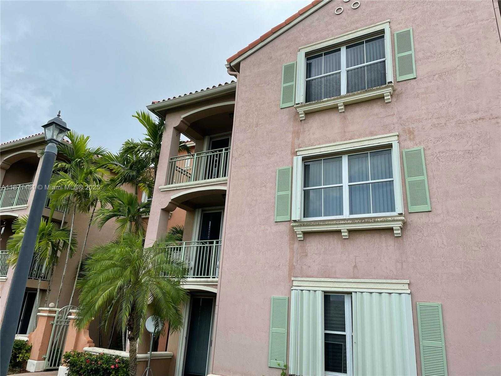 Small Image of 6560 NORTH WEST 114TH AVE #538, Doral Number 3