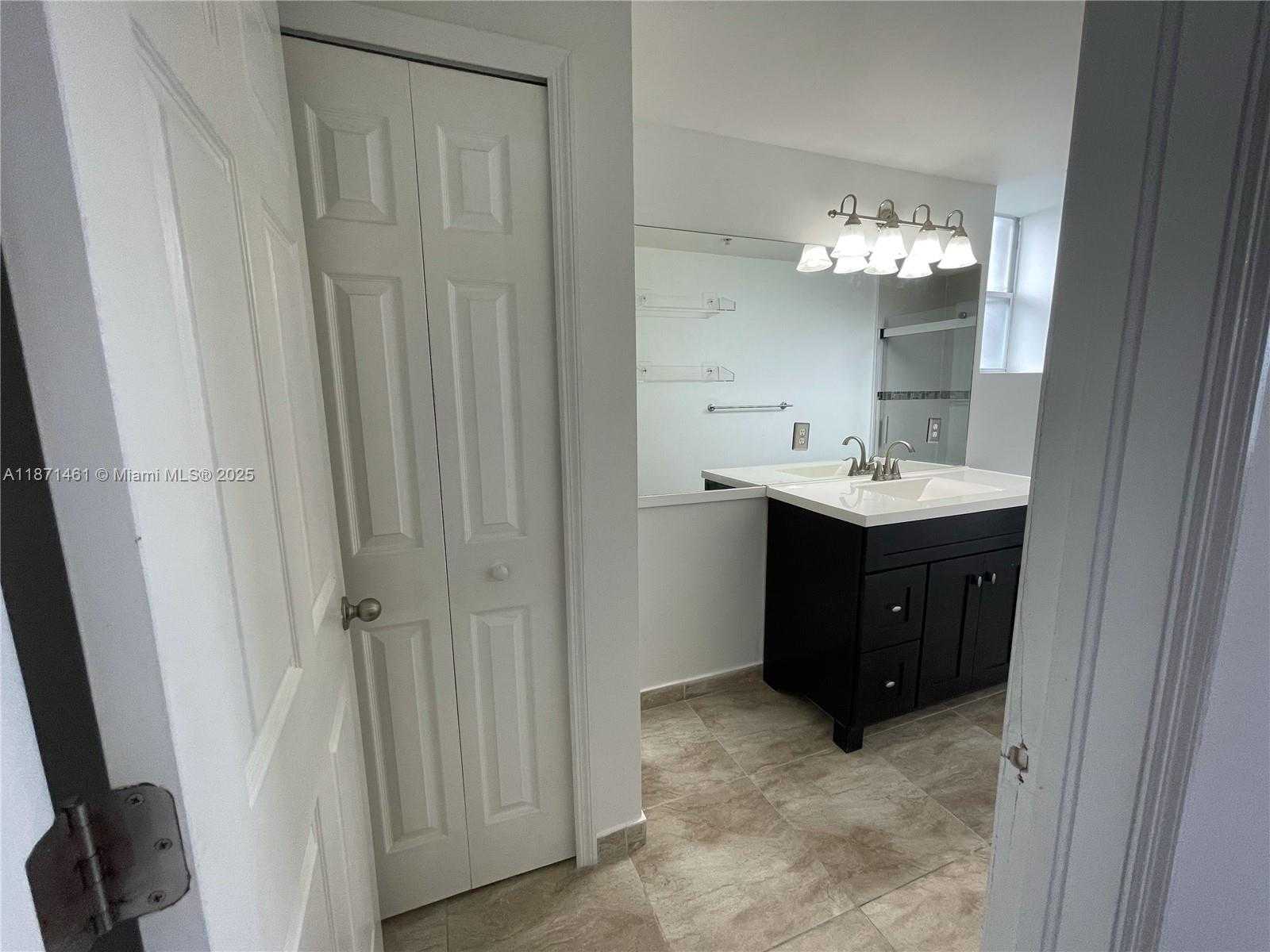 Small Image of 6560 NORTH WEST 114TH AVE #538, Doral Number 34