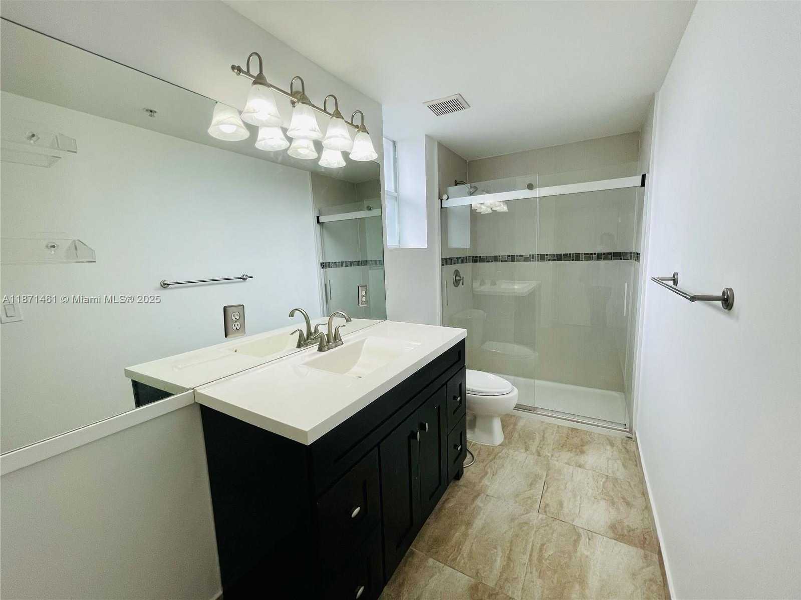 Small Image of 6560 NORTH WEST 114TH AVE #538, Doral Number 37