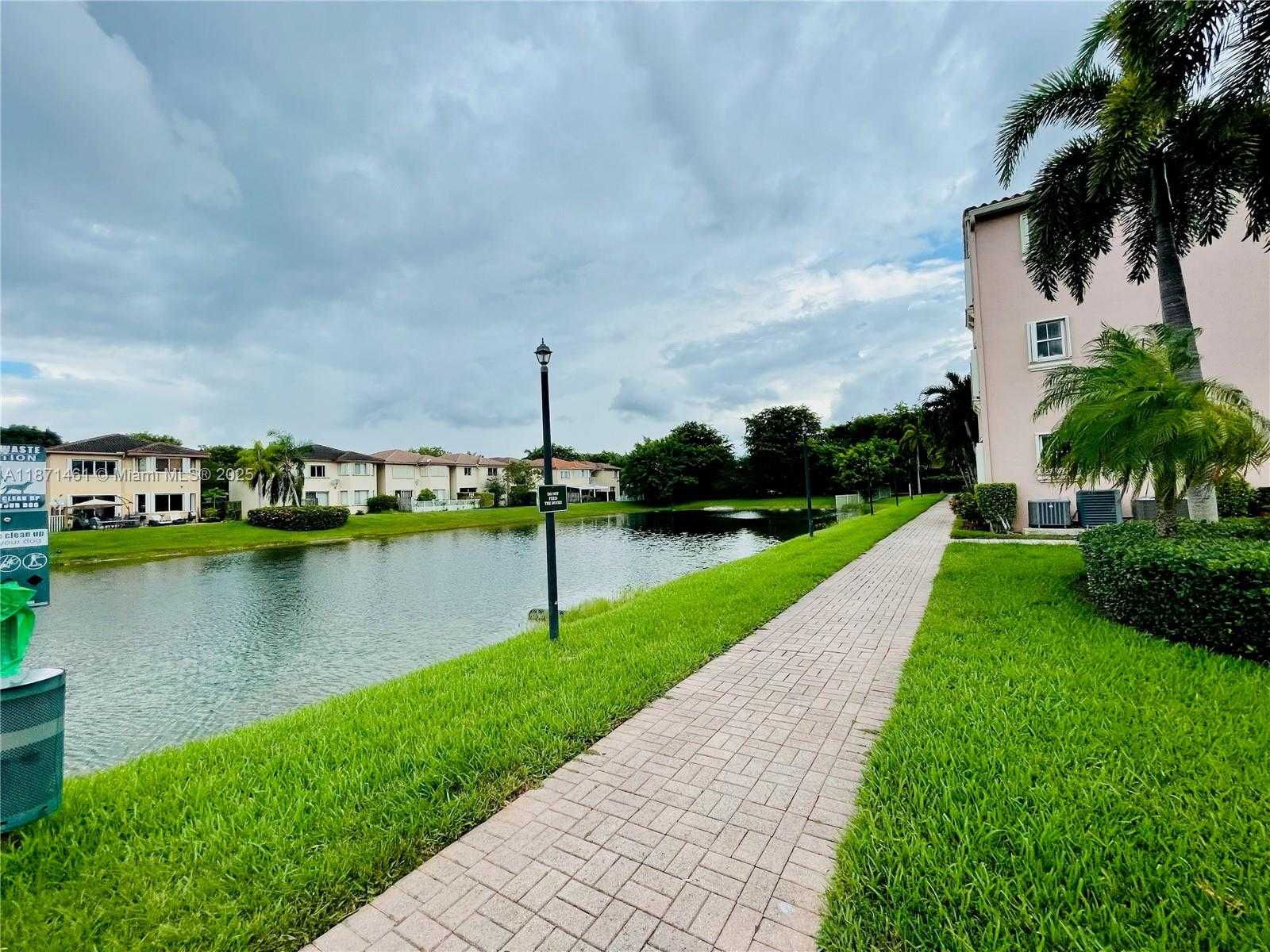 Small Image of 6560 NORTH WEST 114TH AVE #538, Doral Number 49