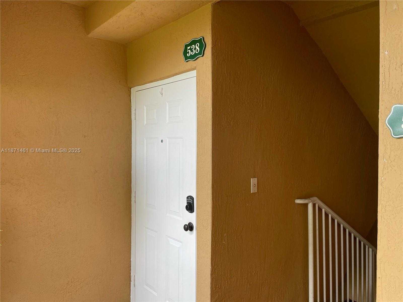 Small Image of 6560 NORTH WEST 114TH AVE #538, Doral Number 5