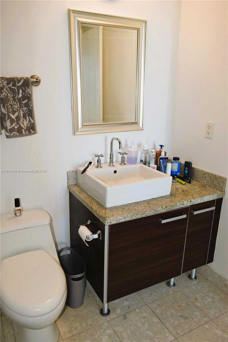 Small Image of 185 SOUTH WEST 7TH ST #1614, Miami Number 11