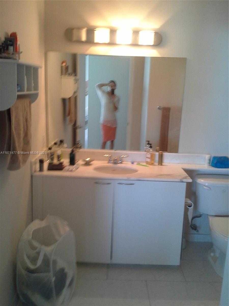 Small Image of 234 NORTH EAST 3 ST #902, Miami Number 32