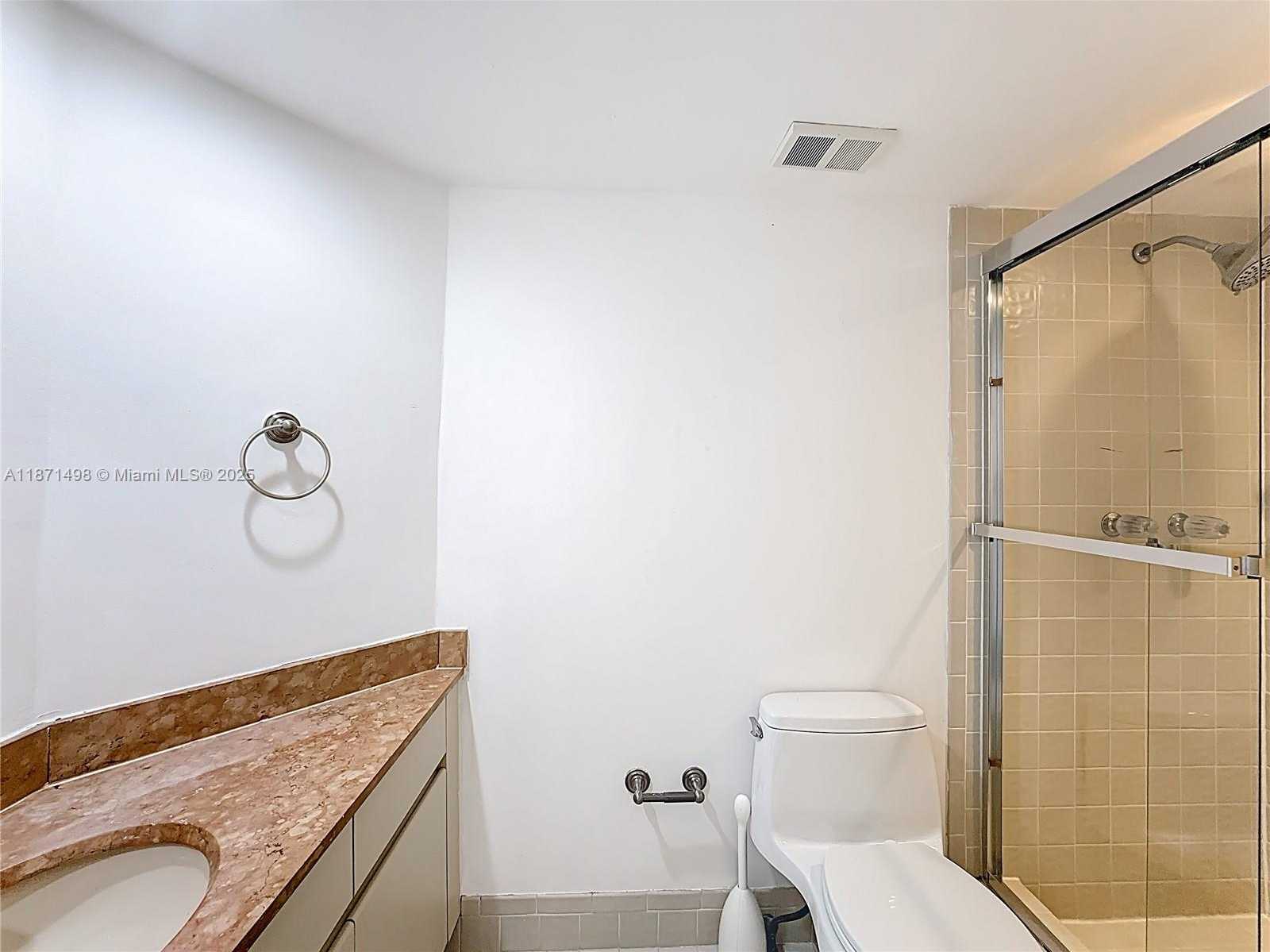 Small Image of Aventura Number 47