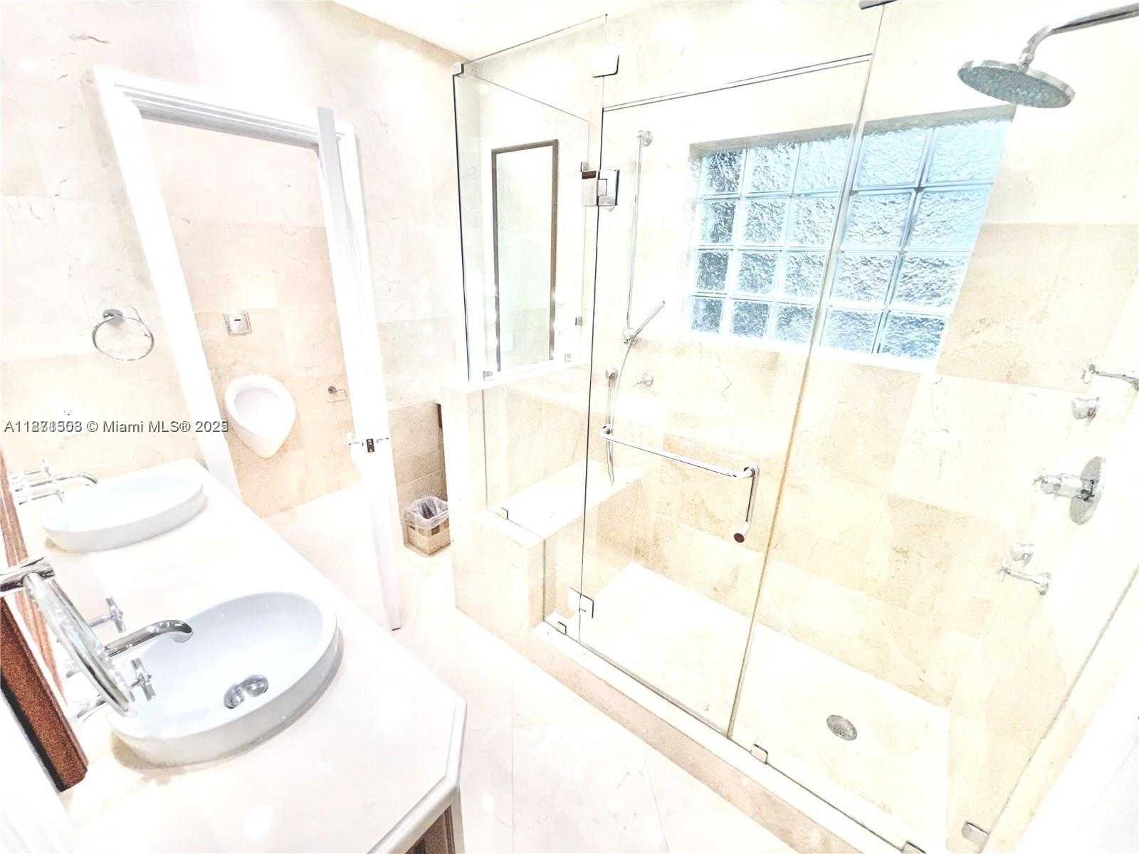 Small Image of 616 TIZIANO AVE, Coral Gables Number 11