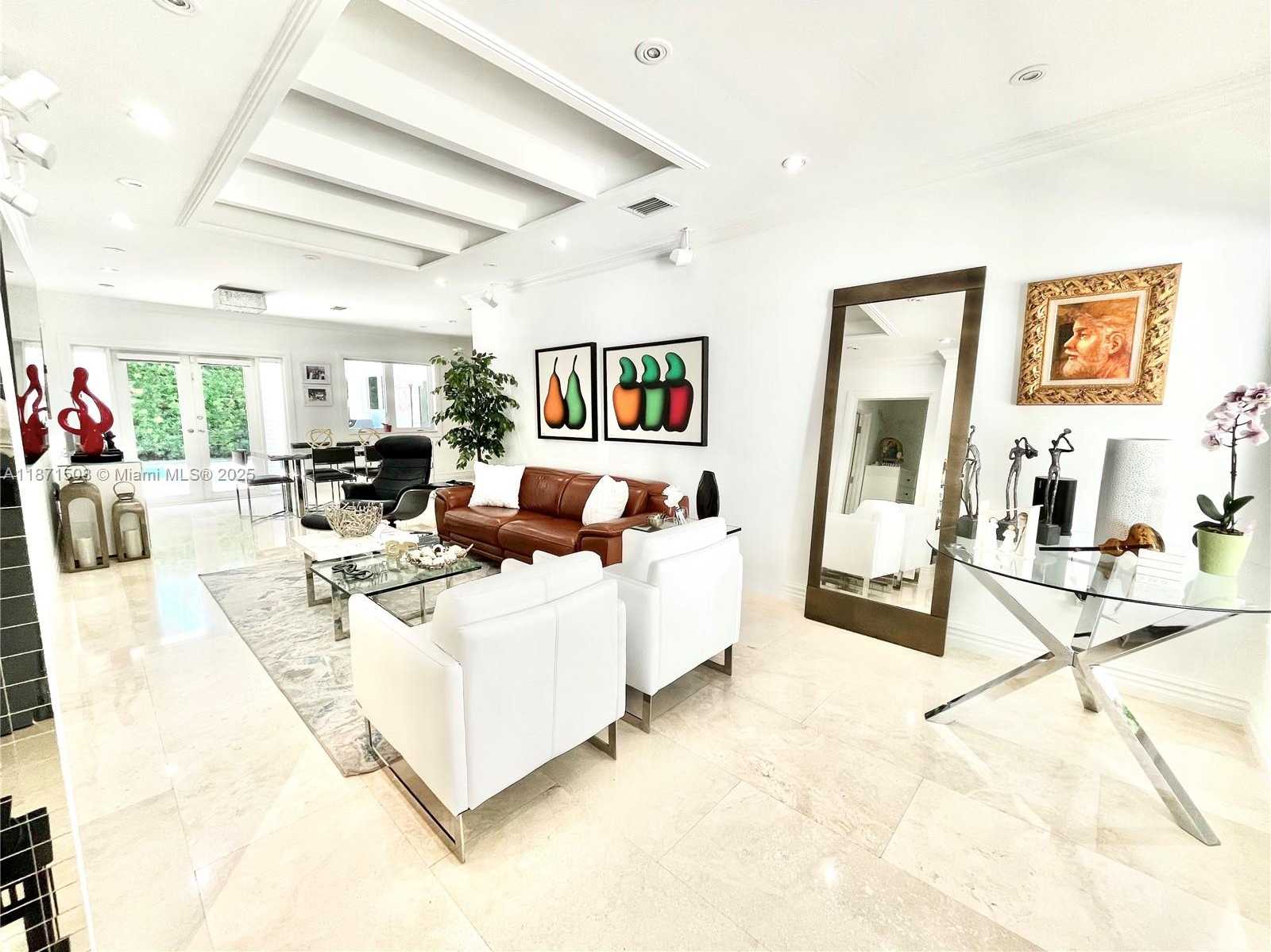Small Image of 616 TIZIANO AVE, Coral Gables Number 17