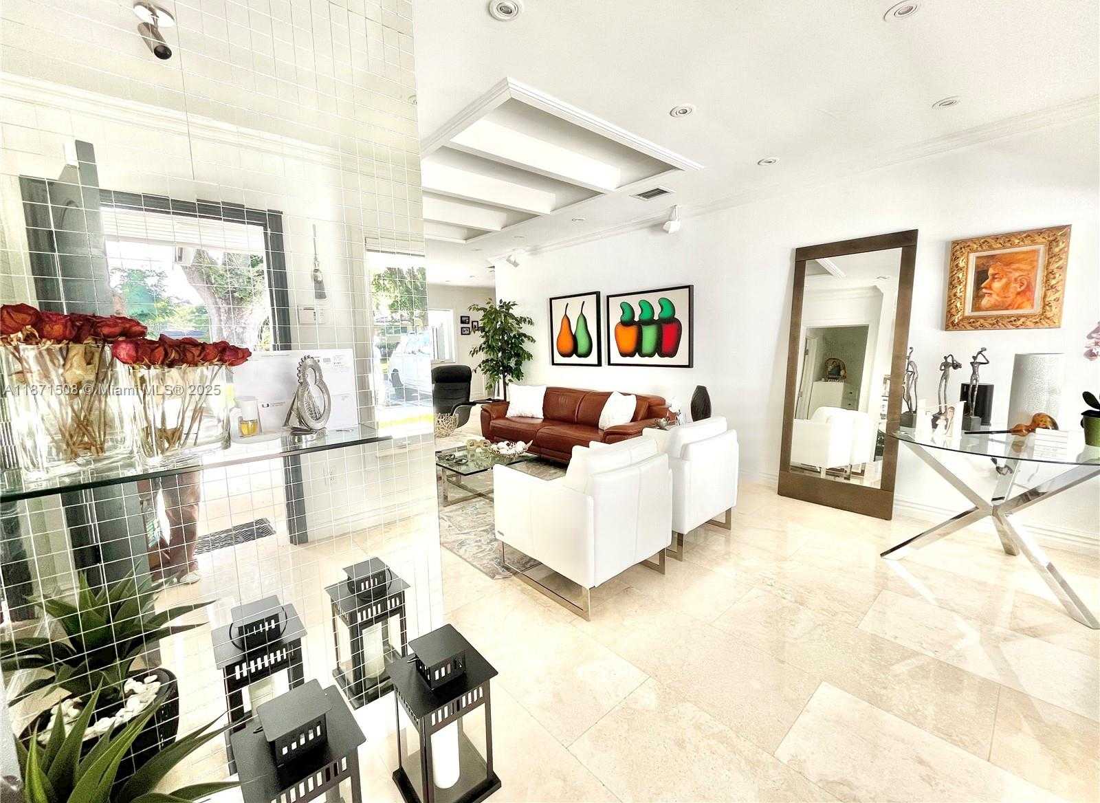 Small Image of 616 TIZIANO AVE, Coral Gables Number 3