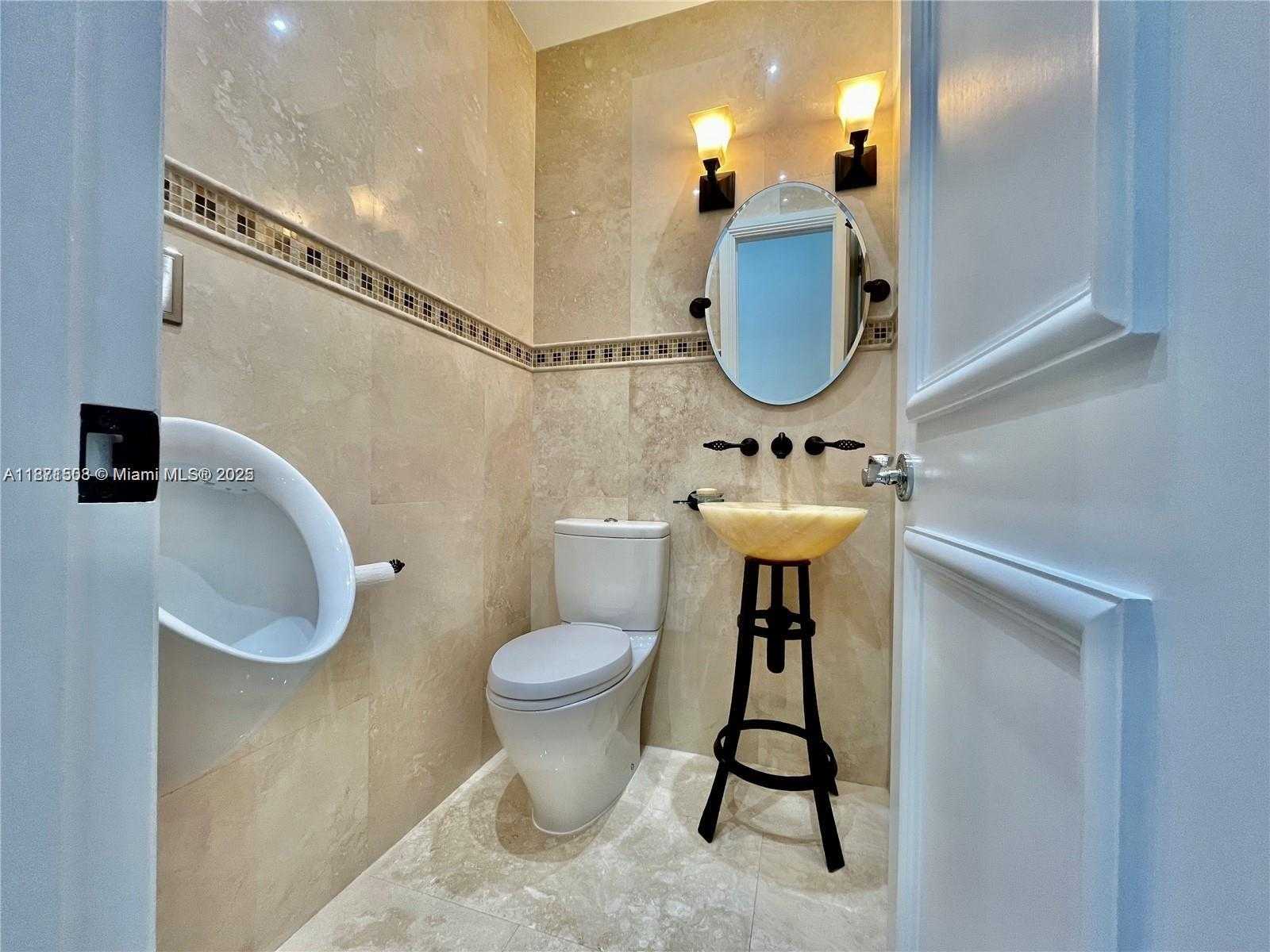 Small Image of 616 TIZIANO AVE, Coral Gables Number 9