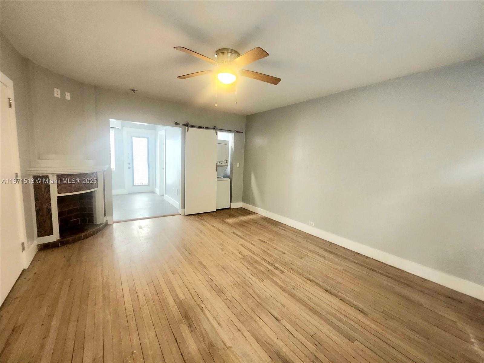 Small Image of 1557 EUCLID AVE #2, Miami Beach Number 4