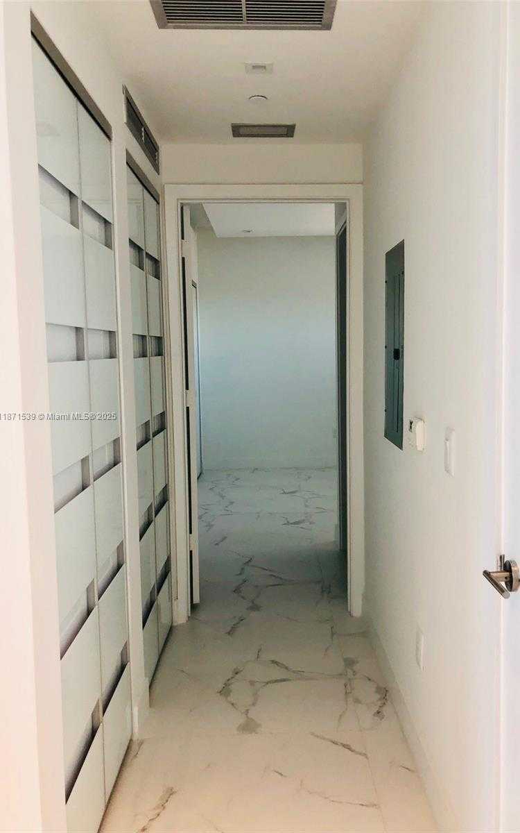 Small Image of 2900 NORTH EAST 7TH AVE #2404, Miami Number 3
