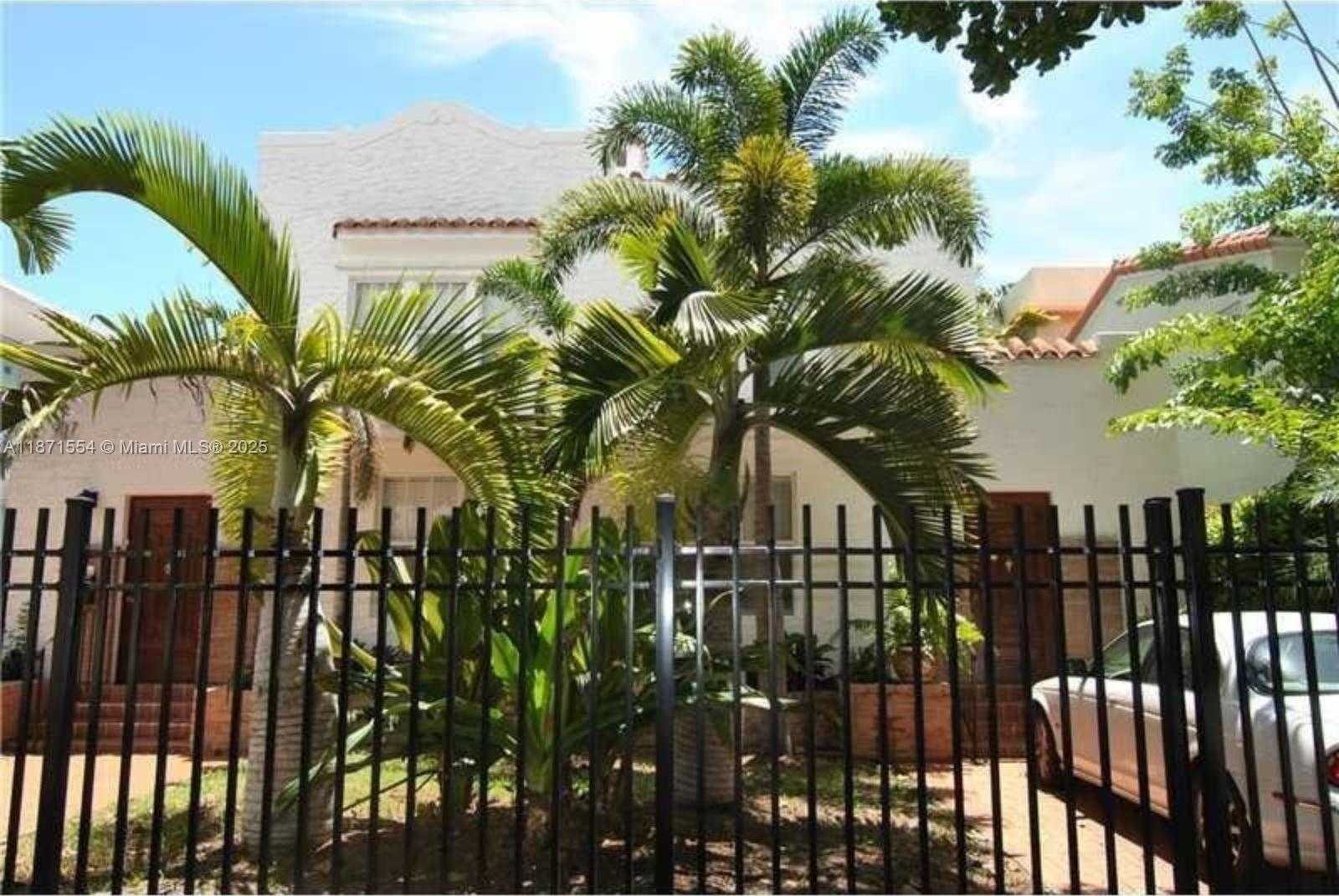 Small Image of 935 MERIDIAN AVE #3, Miami Beach Number 17