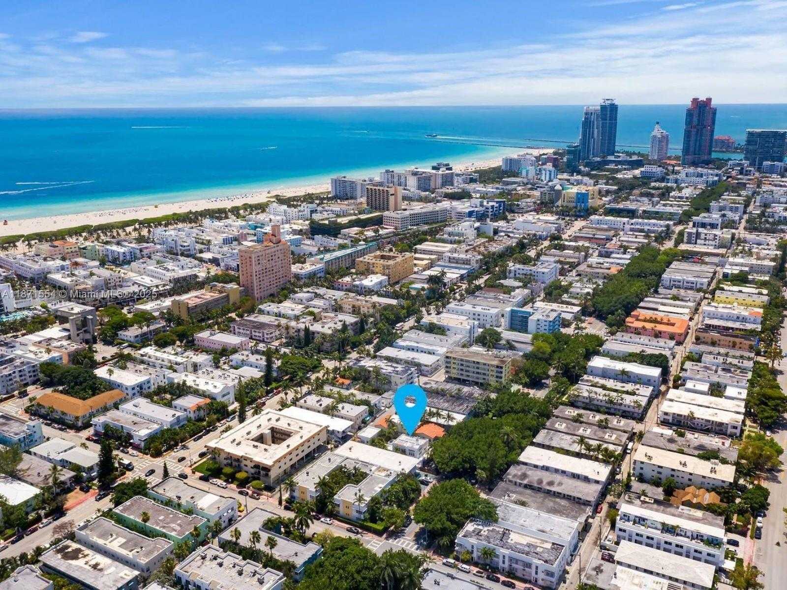 Small Image of 935 MERIDIAN AVE #3, Miami Beach Number 2