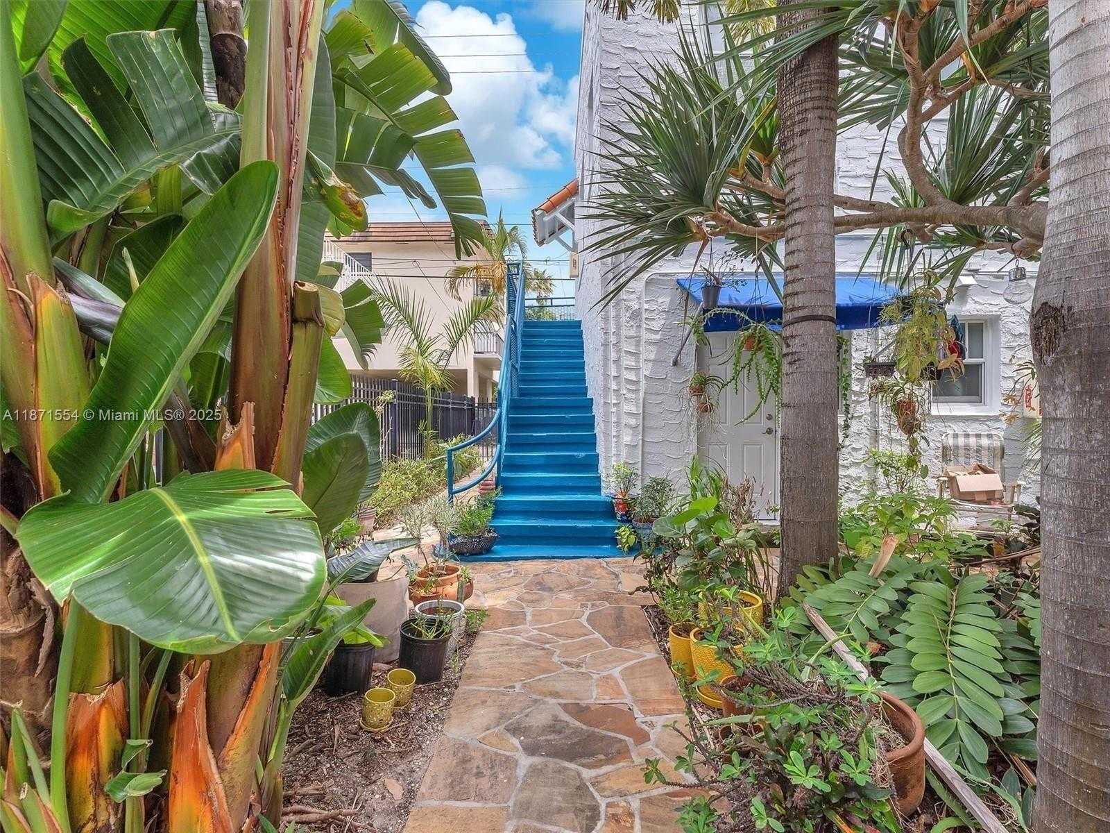 Small Image of 935 MERIDIAN AVE #3, Miami Beach Number 4